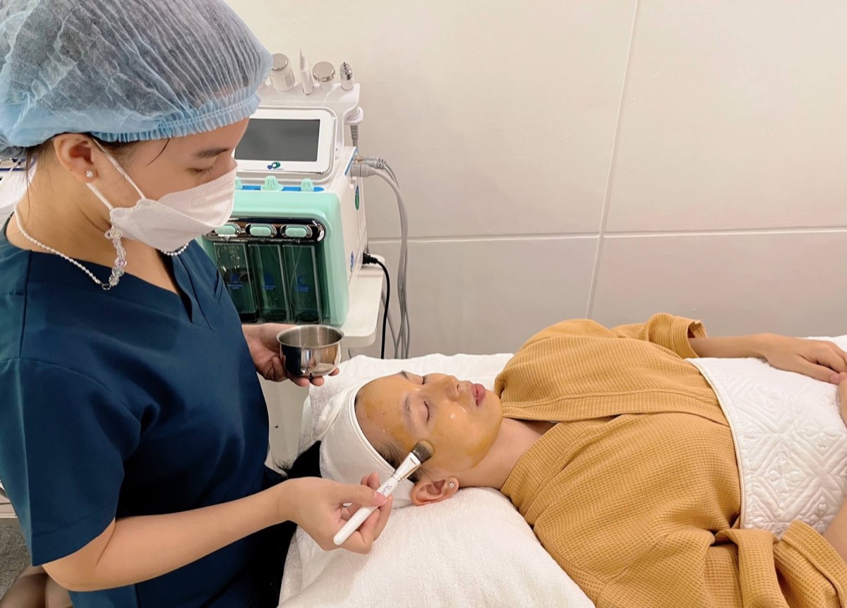 Chăm sóc, phục hồi da mặt tại Moon Beauty Spa Quận 1
